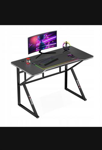 Геймерський ігровий стіл Huzaro Hero 1.6 black